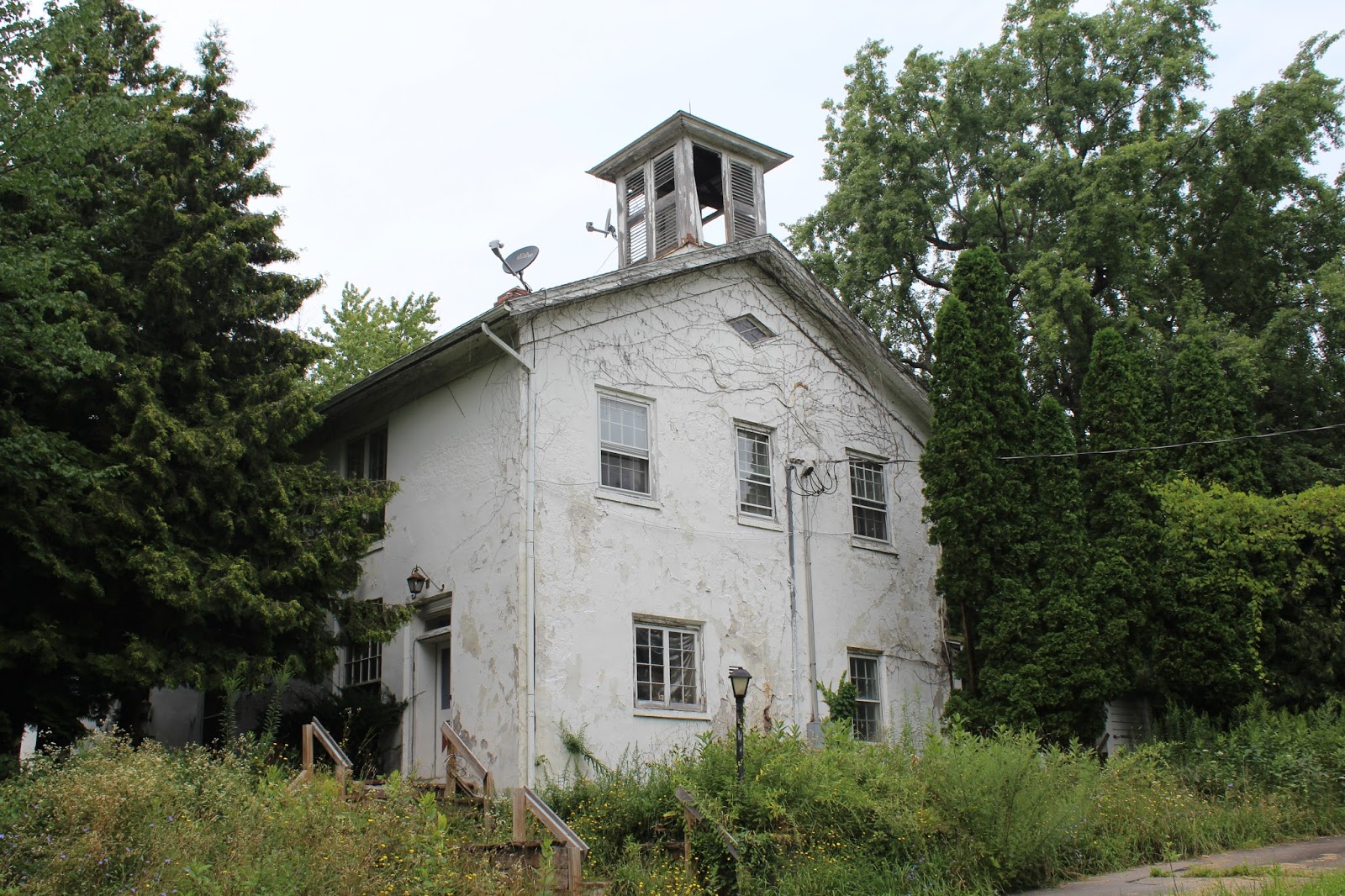 6800 Lake Road, Sodus